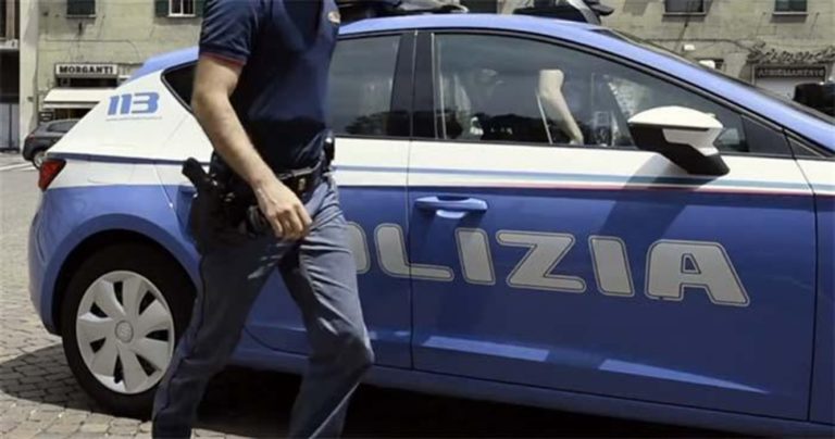 Covid: festa di compleanno, 19 multati dalla polizia a Napoli