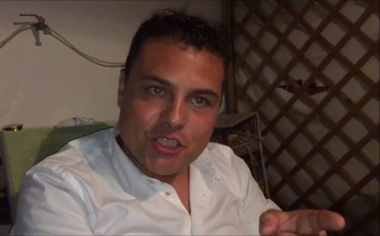 La denuncia choc  del regista Vincenzo Pirozzi: “Al rione Sanità non usciremo mai dal ghetto se non vanno via le bestie”
