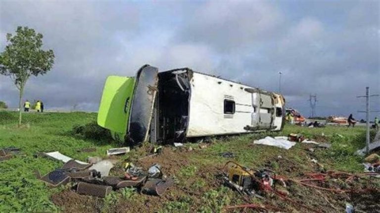 Flixbus, incidente in autostrada: 33 feriti, 4 sono gravi