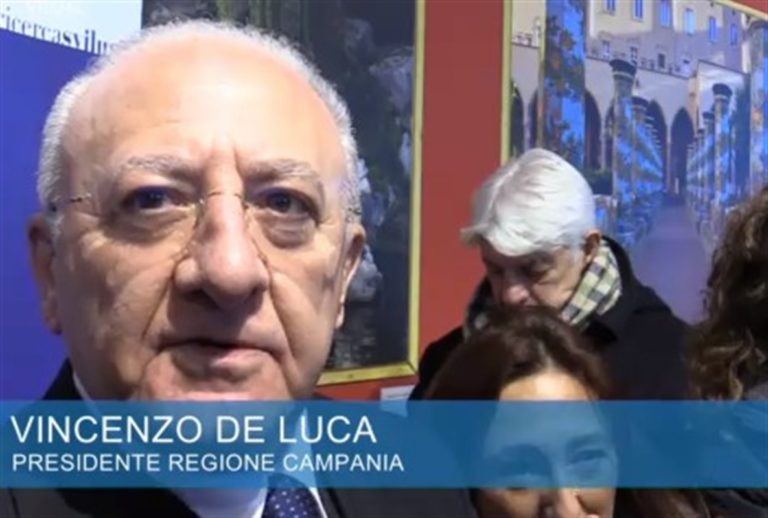 Stoccata del Governatore De Luca : “Salvini ? Un tipo che fa colazione con  i würstel nel latte”