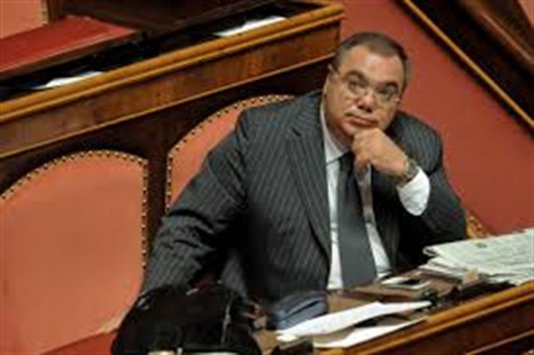 L’ex senatore De Gregorio finisce in manette: “È il dominus di un gruppo criminale”