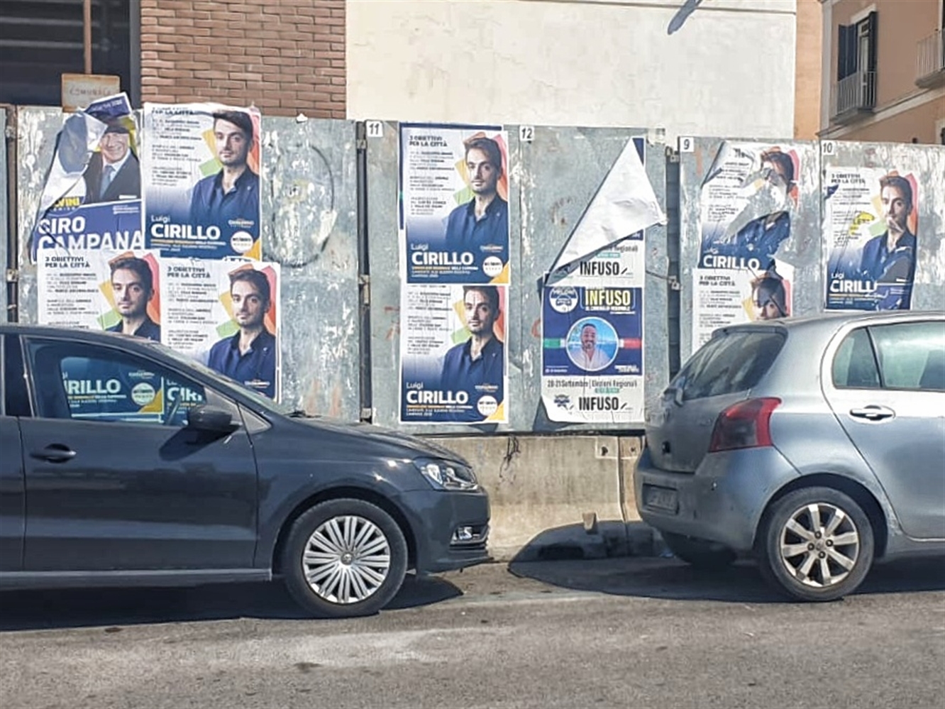 Manifesti selvaggi del grillino e consigliere uscente Luigi Cirillo. È ansia da prestazione?