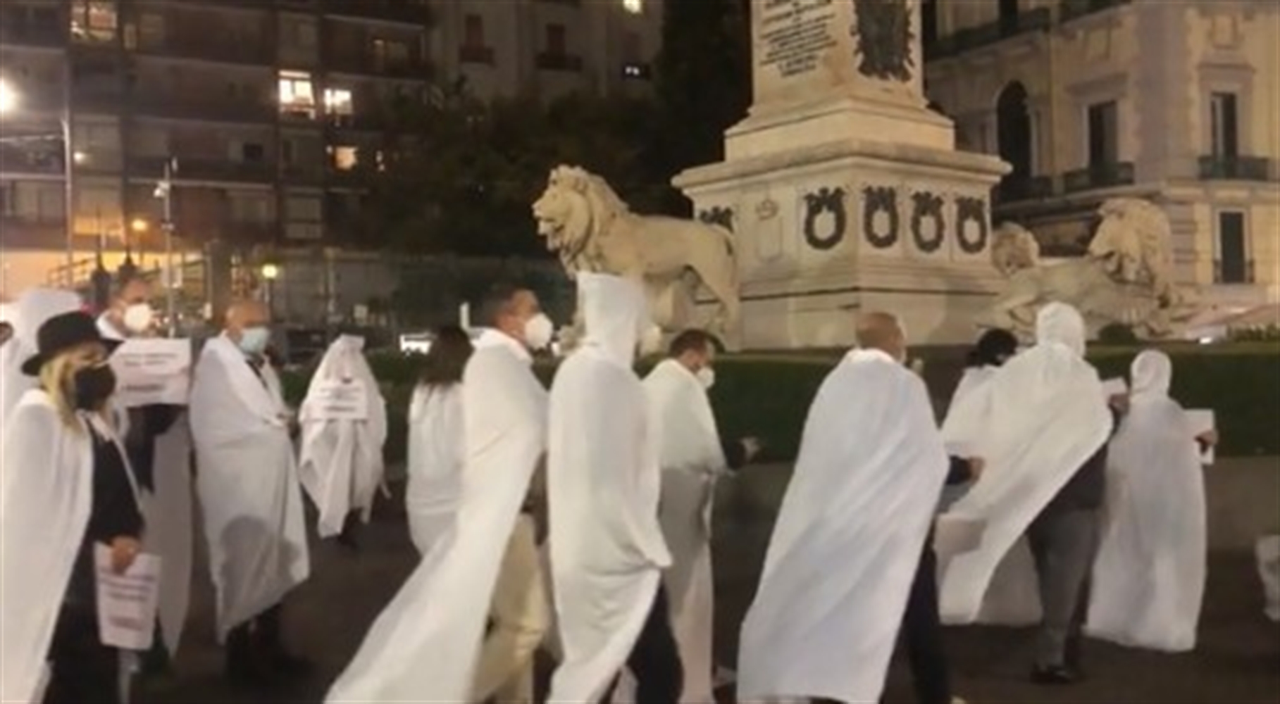 La protesta dei fantasmi