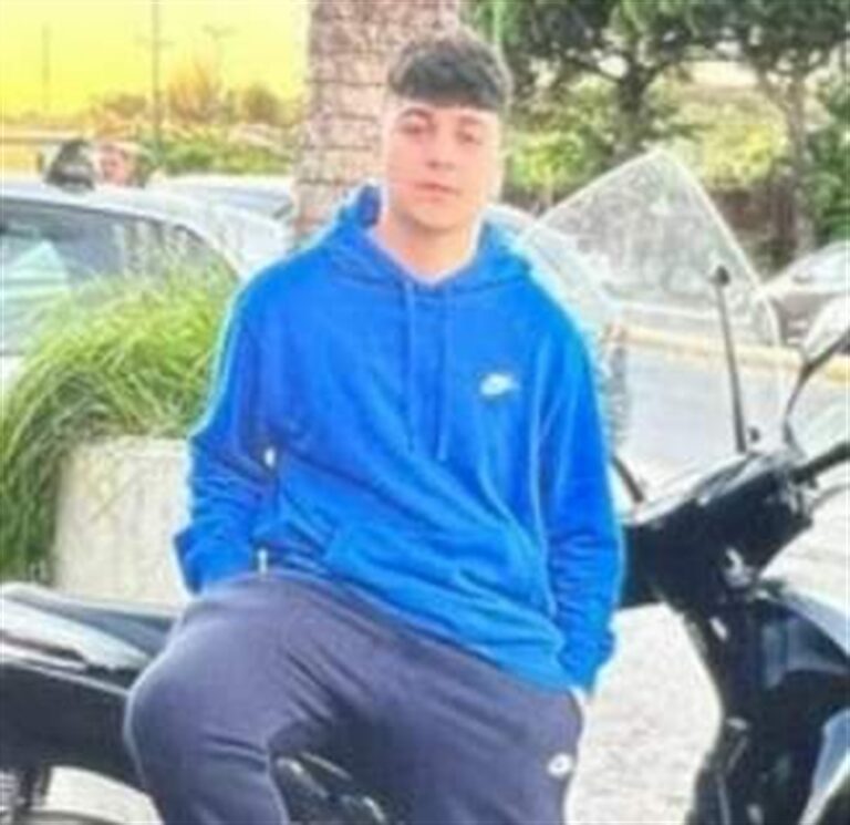 Giovane innocente ucciso a Napoli, fermato il presunto killer: è il figlio di un camorrista ucciso in un agguato 10 anni fa