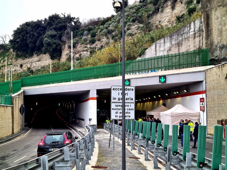Inaugurato tunnel Tangenziale, vicesindaco metropolitano Cirillo: “Opera strategica per impatto turistico e bradisismo”