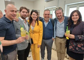 Città Metropolitana, inaugurato il laboratorio di birreria artigianale presso l’alberghiero ‘Duca di Buonvicino’ di Napoli