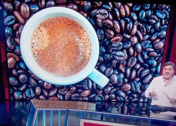 Report ‘distrugge’ il mito del caffè napoletano: addetti ai bar impreparati. Lega difende: “Solo sensazionalismo”