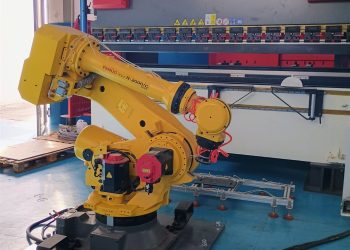 Il futuro digitale prende forma a Napoli Est: S.I.M.B.A.H, il nuovo hub digitale da 2.500 metri quadri, rilancia la periferia con innovazione e opportunità