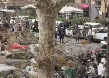 Tassista aggredito da baby gang