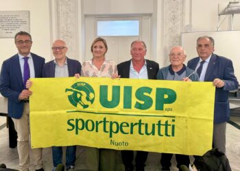 Spaccanapoli, domenica 15 giugno torna la corsa tra i dedali dei decumani Dieci chilometri lungo una storia di 43 anni: partenza e arrivo a piazza Municipio 