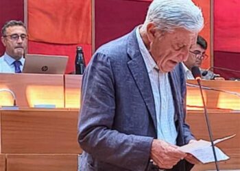 Bassolino e De Luca bordate contro Manfredi sull’esproprio di Bagnoli. “Le decisioni si adottano in Consiglio comunale e sui territori non altrove”